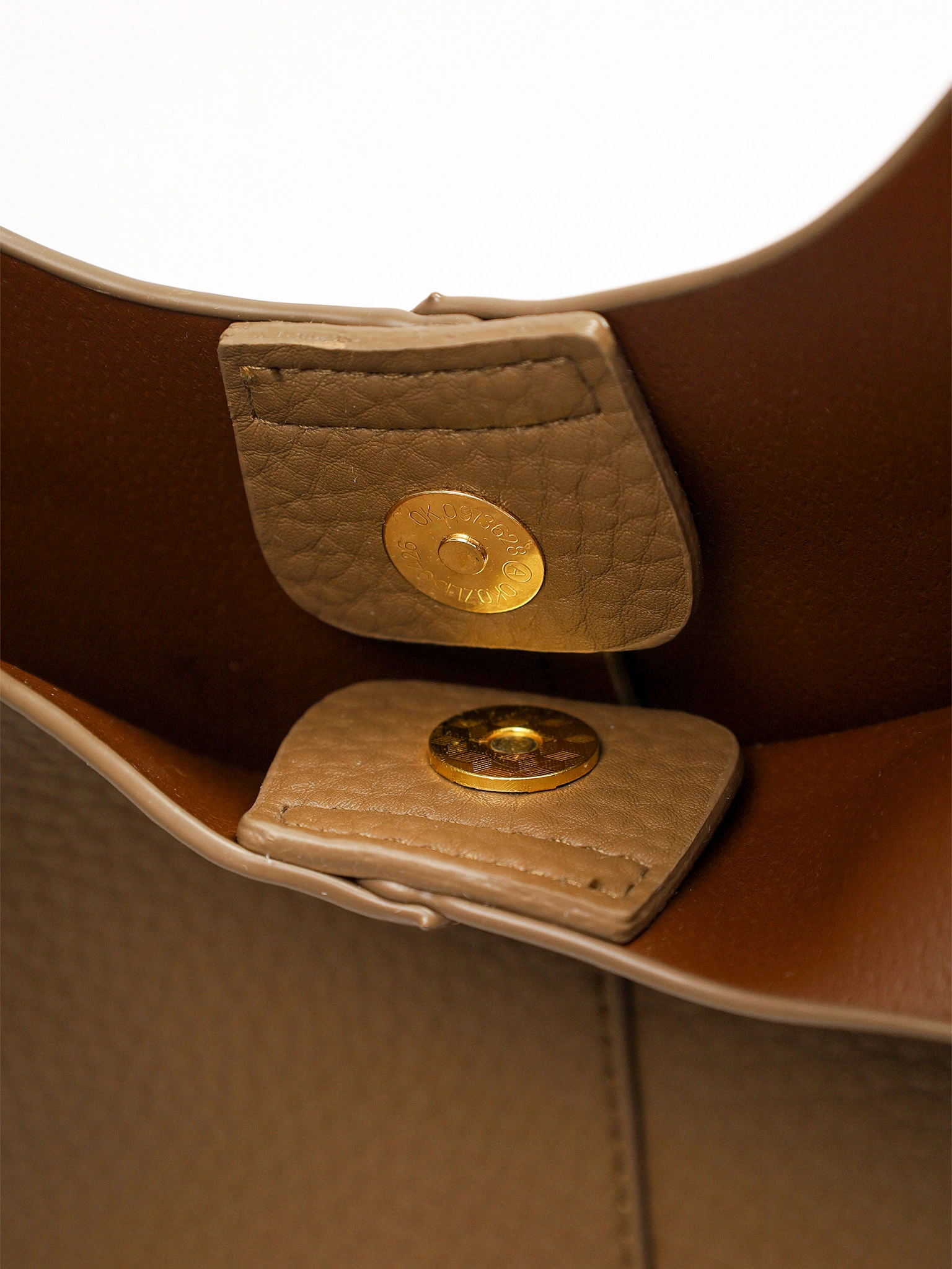 Сумка-шоппер с косметичкой и брелком в ассортименте